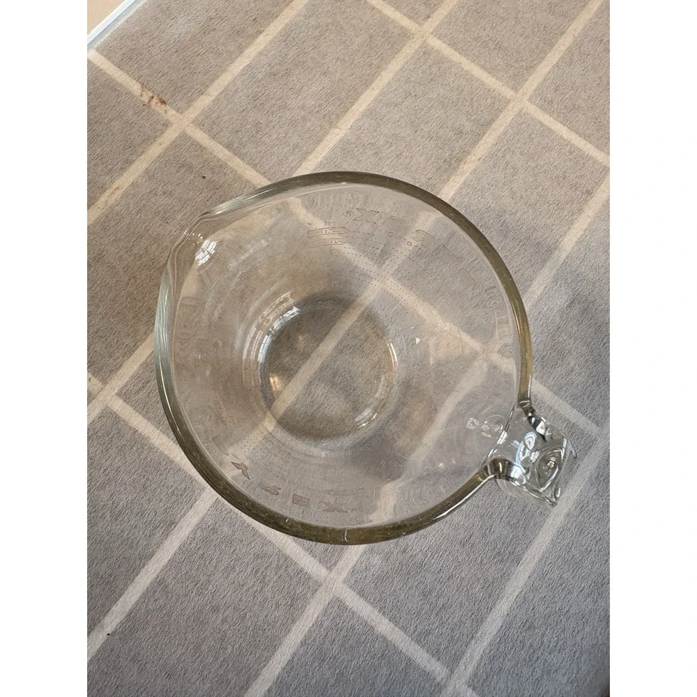 Vintage Pyrex Measuring Cup 1 Cup 8oz Red Lettering Closed D Handle